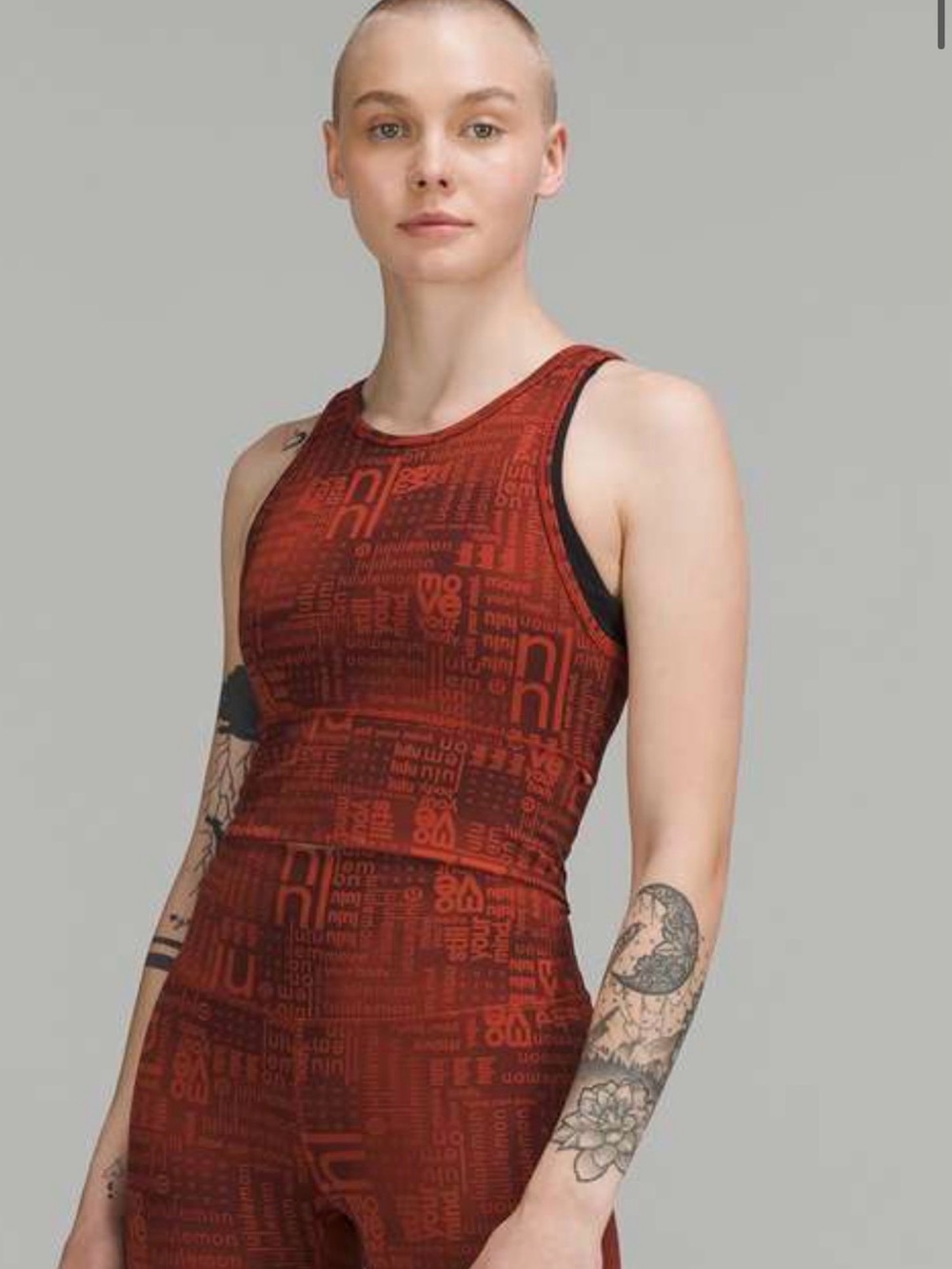 Lululemon Power Pivot Everlux Tank Top *Motif
Lululemon Ombre Red Multi✨ - Picture 3 of 10
